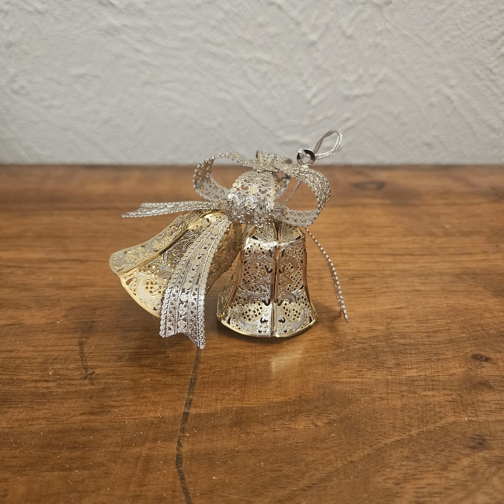 Baldwin Brass 24KT GOLD & Silver Tone FINISH 3-D Shimmering Bells Ornament - Picture 4 of 5
